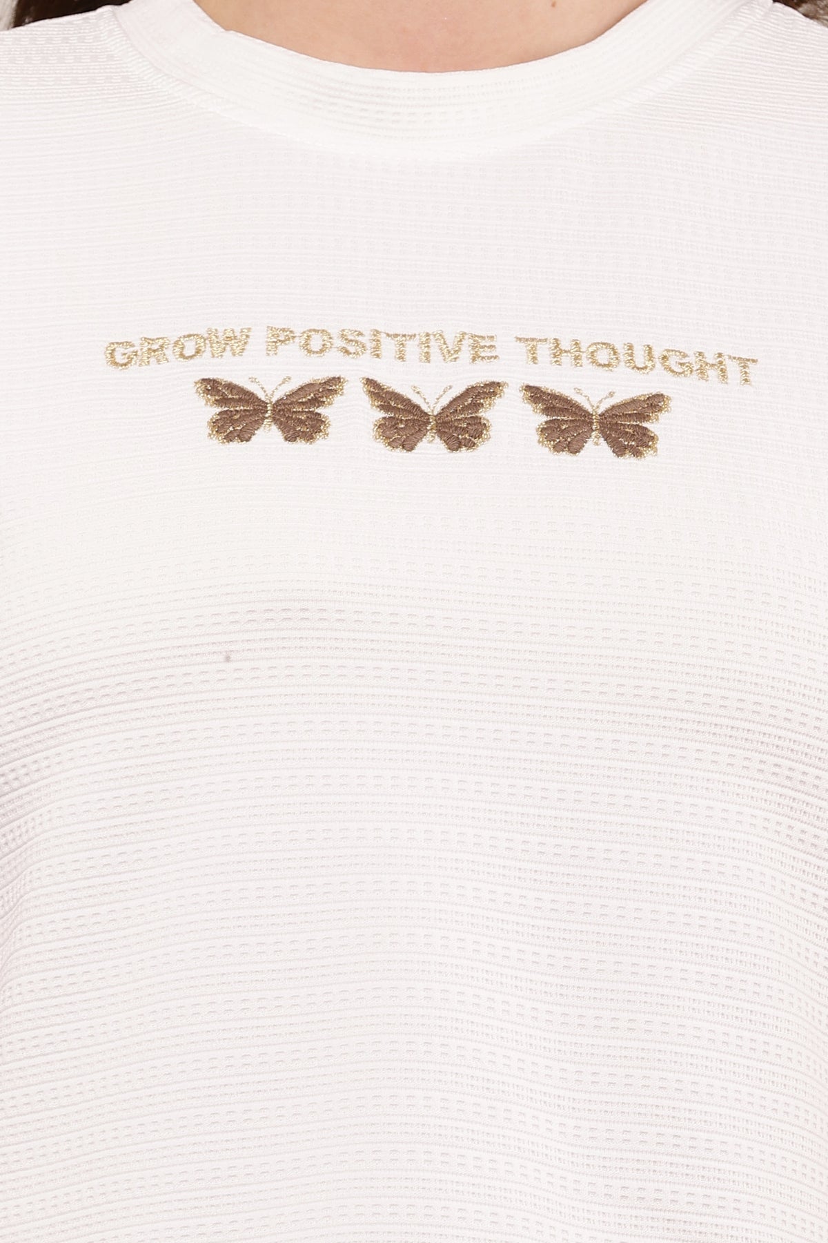 Being Deshi Skin-Friendly Relax Fit Crop Tee online | Bruchi Club