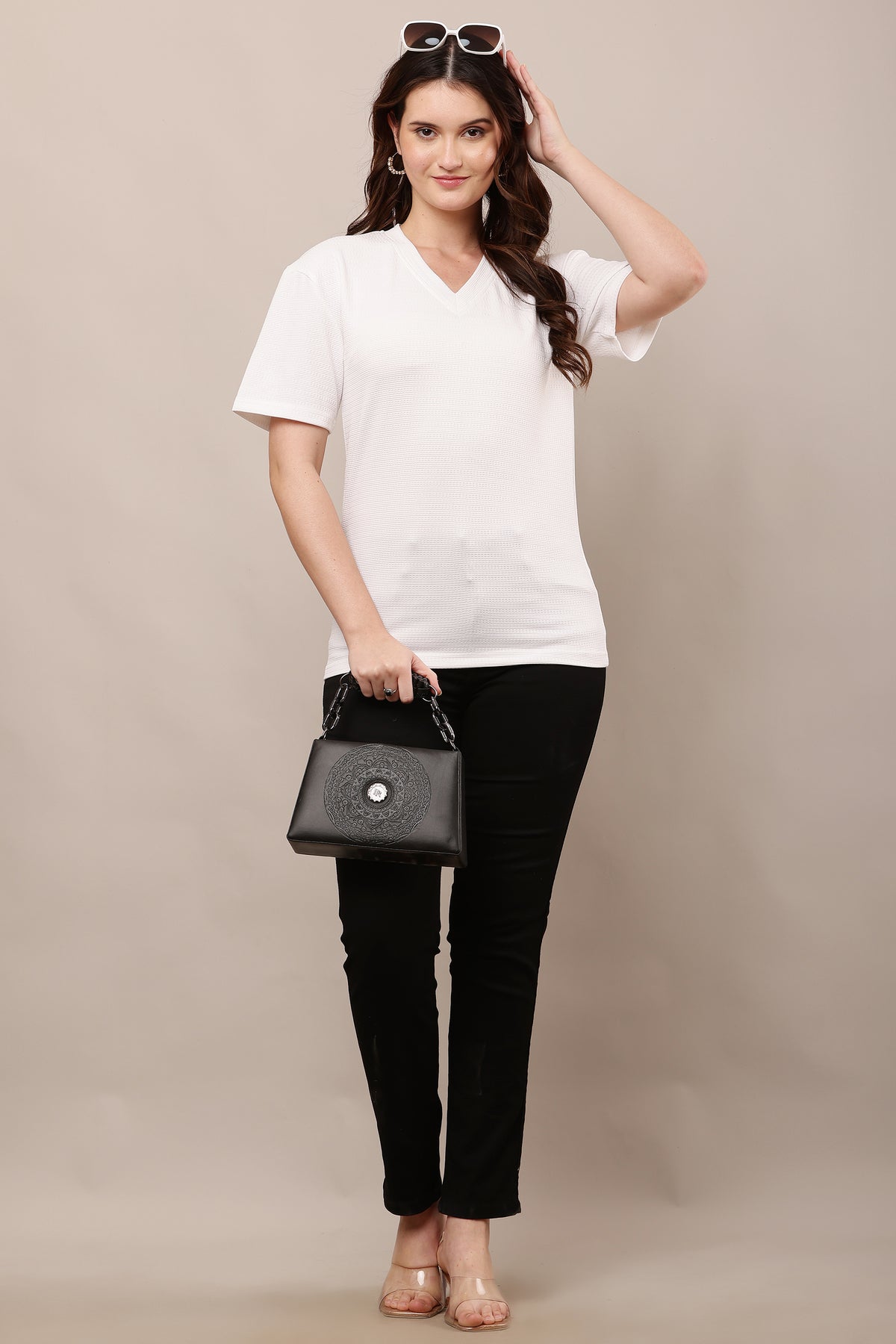 Being Deshi Women V neck Lounge T-shirts
