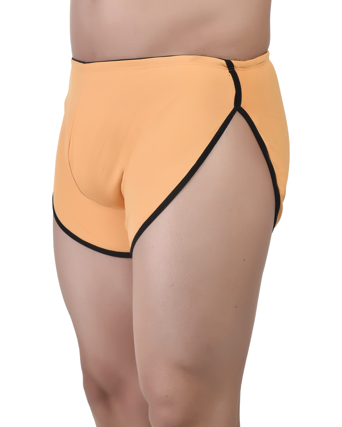 Bruchi Club men’s trunk innerwear showing smooth fit and coverage