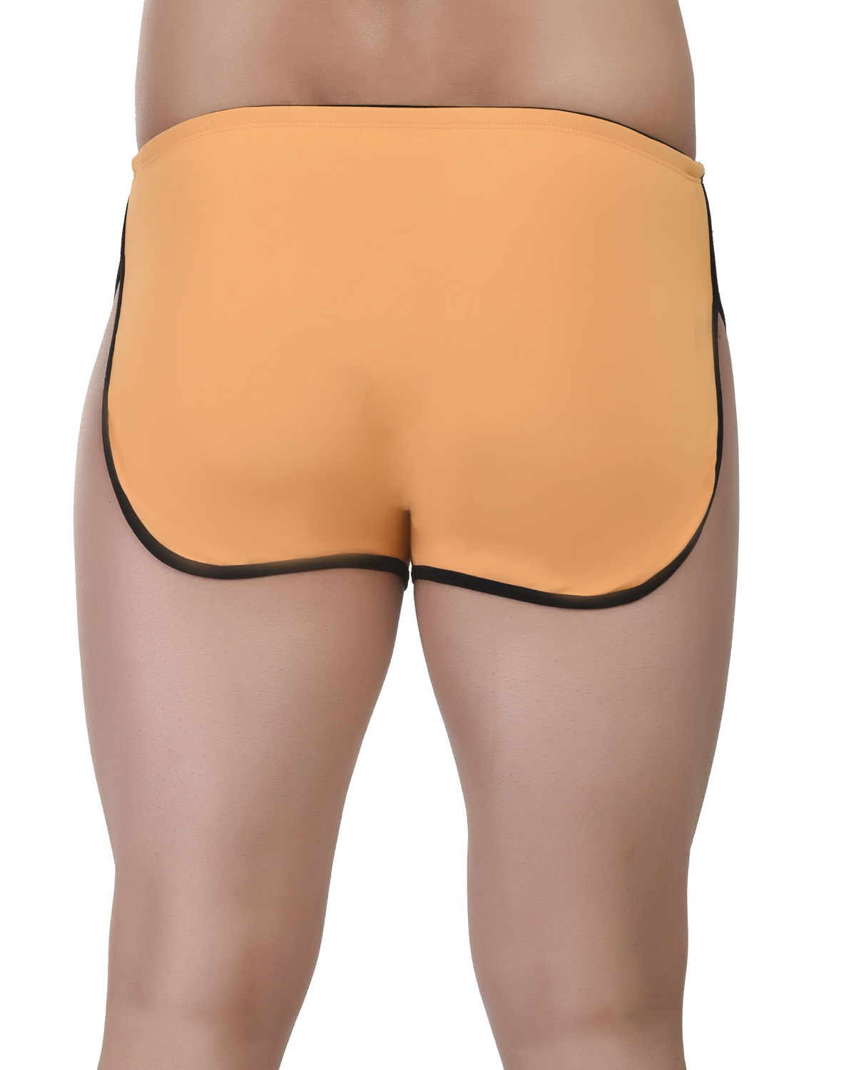 Bruchi Club men’s trunk innerwear showing smooth fit and coverage