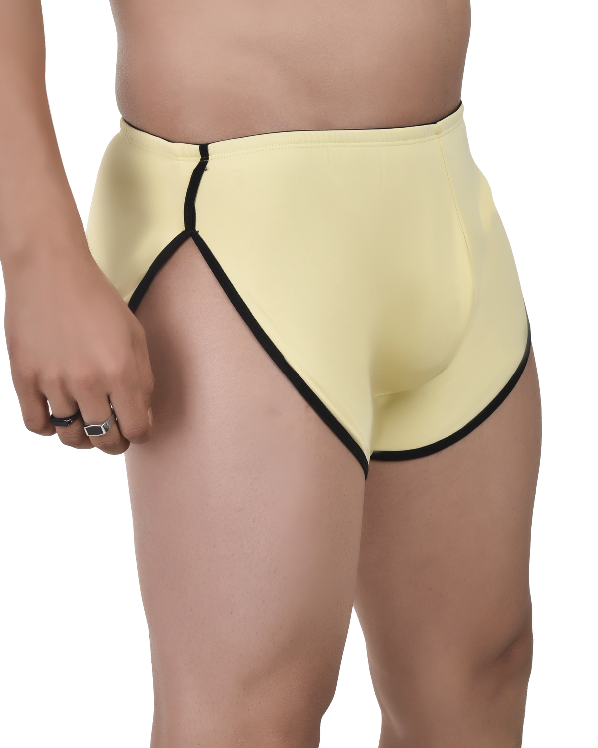 Bruchi Club men’s trunks showing smooth fabric and full coverage