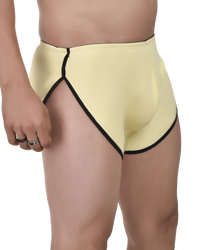Bruchi Club men’s trunks showing smooth fabric and full coverage